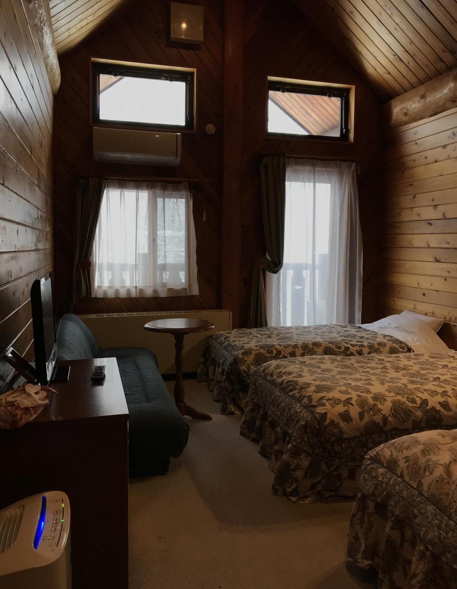 Log Hotel Kamloops Shinano  Екстериор снимка