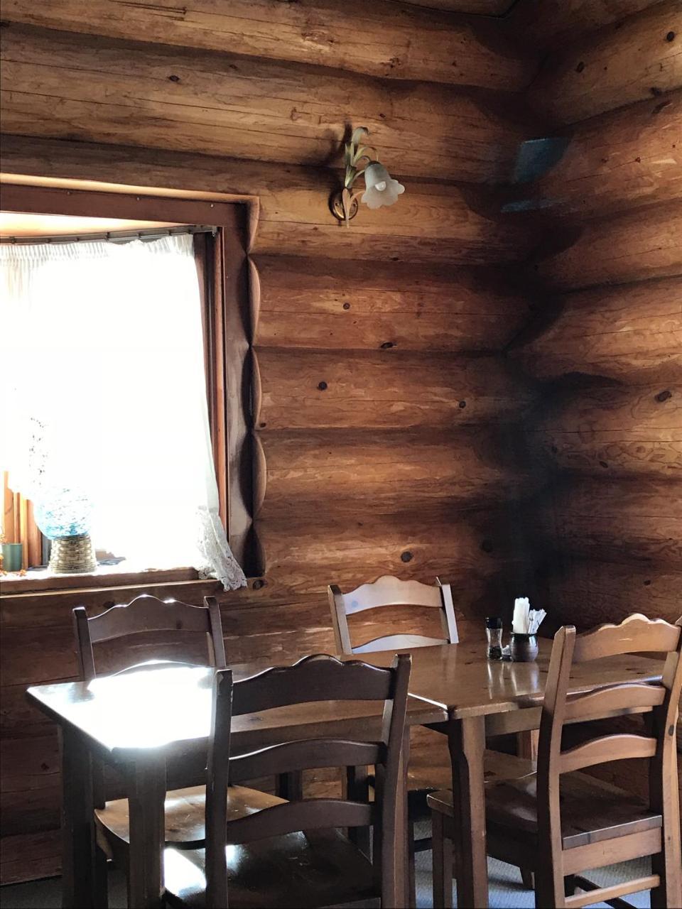 Log Hotel Kamloops Shinano  Екстериор снимка